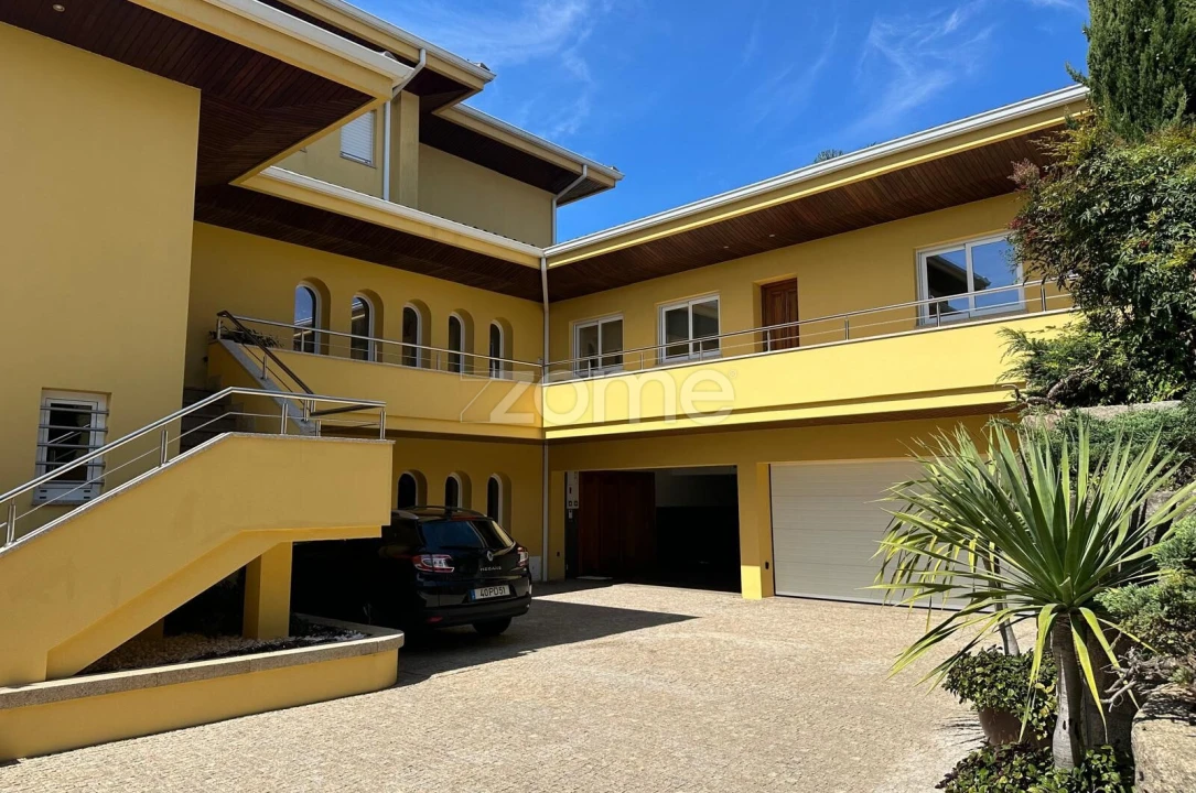 Moradia T6 para Venda em Seroa Foto 20