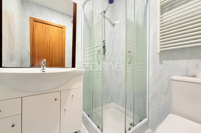 Apartamento T3 para Arrendamento em Vale (São Martinho) Foto 14