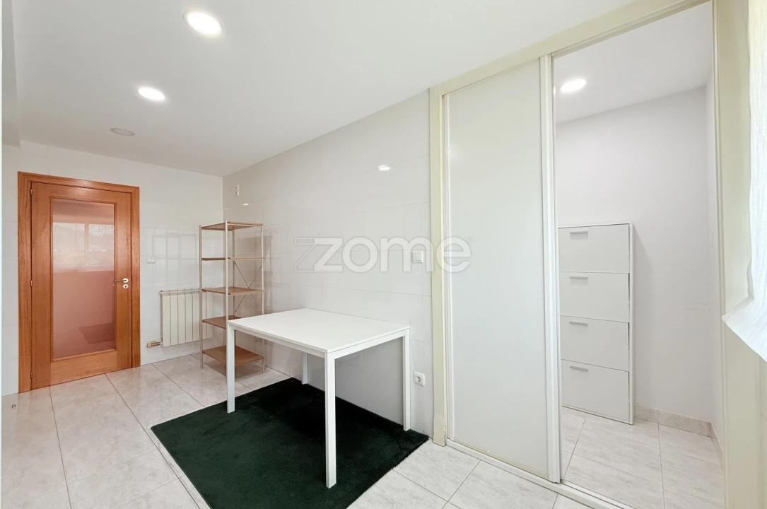 Apartamento T3 para Arrendamento em Vale (São Martinho) Foto 5