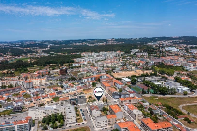 Apartamento T3 para Venda em Santa Maria da Feira, Travanca, Sanfins e Espargo