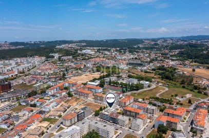 Apartamento T3 para Venda em Santa Maria da Feira, Travanca, Sanfins e Espargo