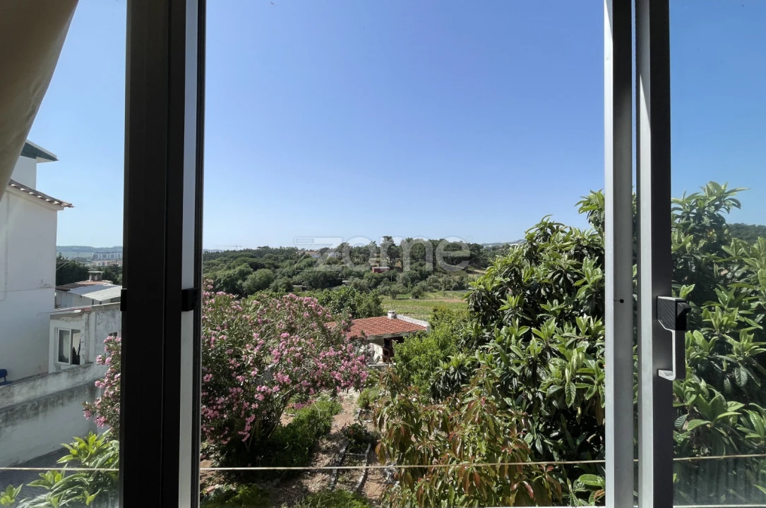 Apartamento T2 para Venda em Santo Antão e São Julião do Tojal Foto 18