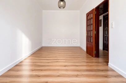Apartamento T2 para Venda em Rio de Mouro