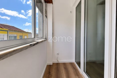 Apartamento T2 para Venda em Rio de Mouro