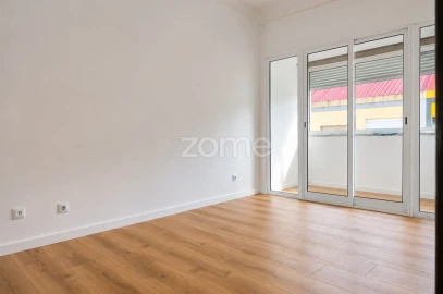 Apartamento T2 para Venda em Rio de Mouro
