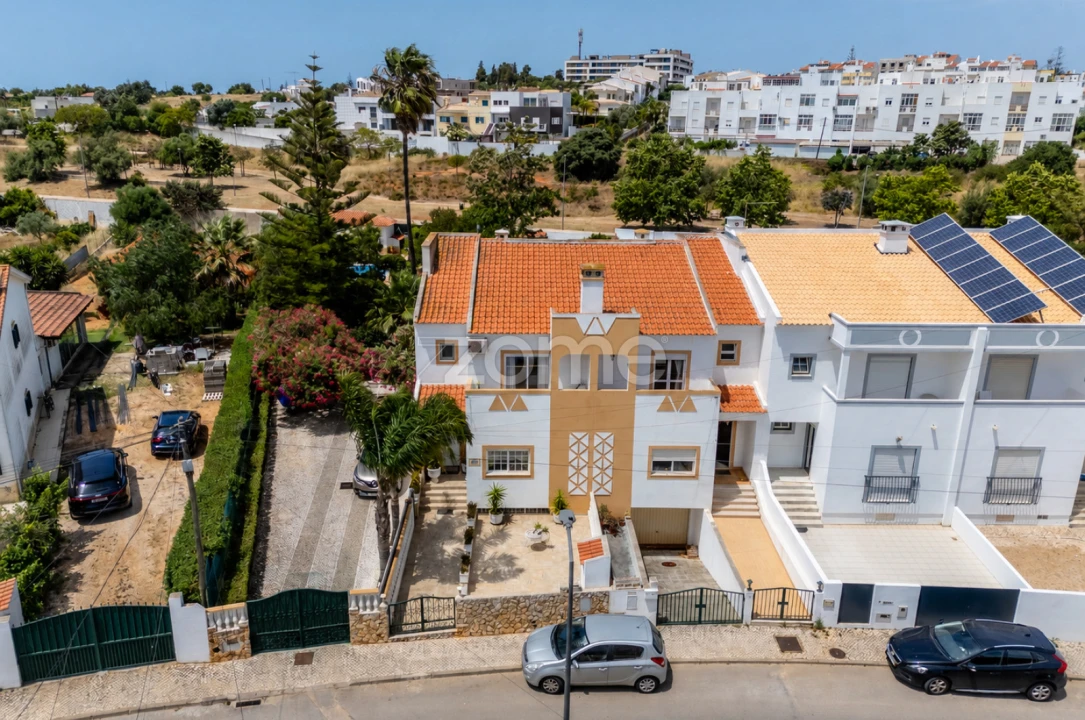 Moradia T3 para Venda em Lagoa e Carvoeiro Foto 4