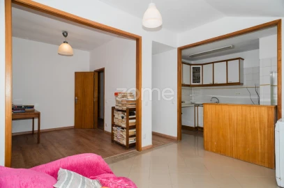 Apartamento T2 para Venda em Santo António