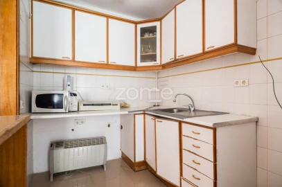 Apartamento T2 para Venda em Santo António
