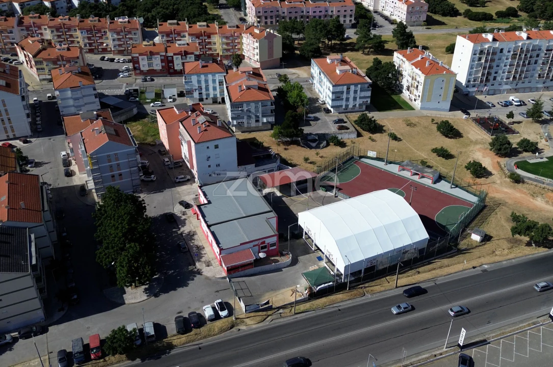Apartamento T3 para Venda em Seixal, Arrentela e Aldeia de Paio Pires Foto 39