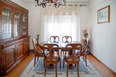 Apartamento T3 para Venda em Corroios