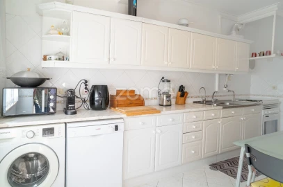 Apartamento T3 para Venda em Corroios