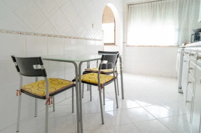 Apartamento T3 para Venda em Corroios