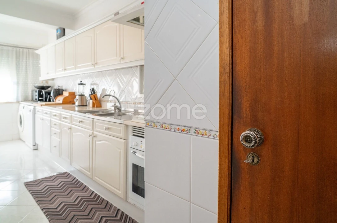 Apartamento T3 para Venda em Corroios Foto 13