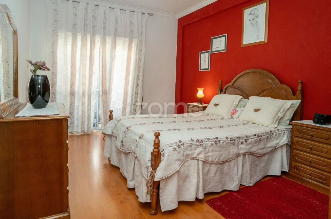 Apartamento T3 para Venda em Corroios Foto 11
