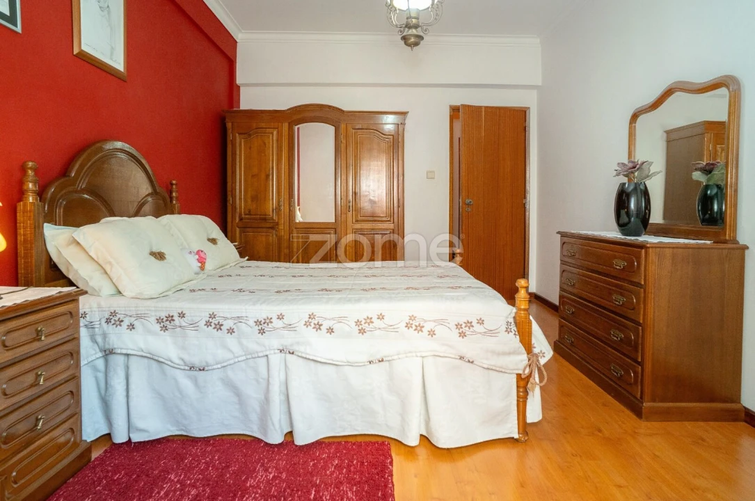 Apartamento T3 para Venda em Corroios Foto 15