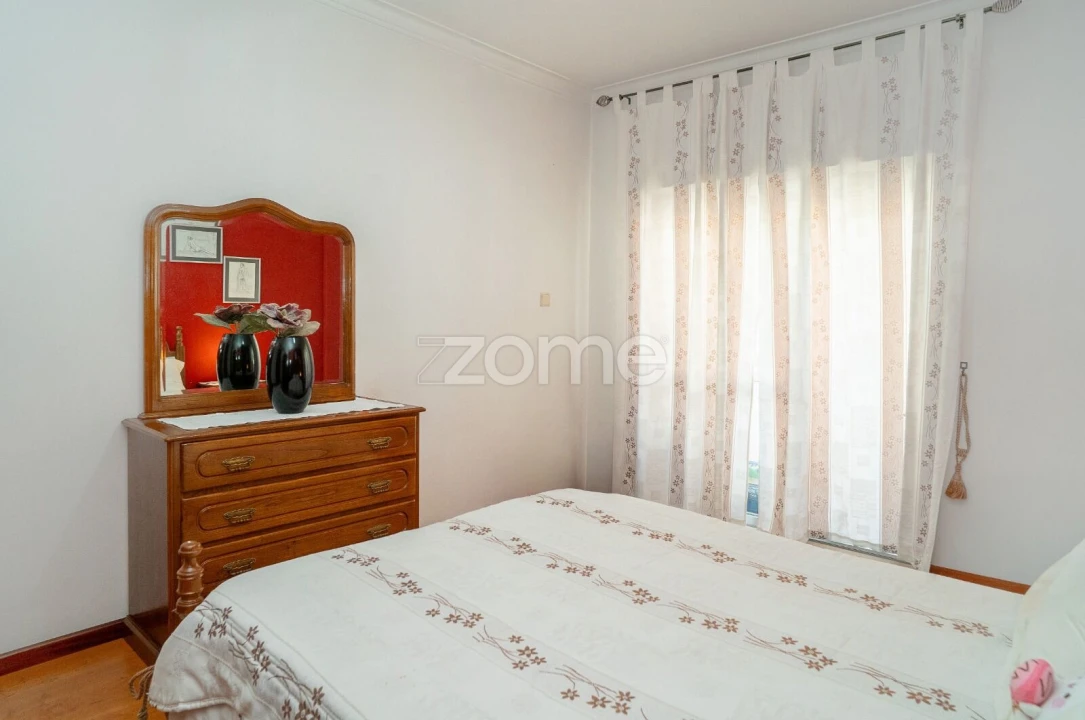 Apartamento T3 para Venda em Corroios Foto 17