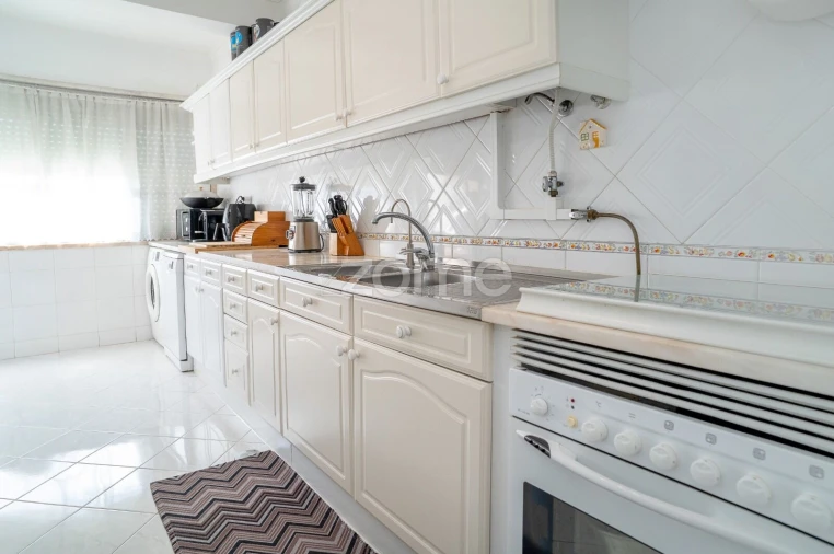 Apartamento T3 para Venda em Corroios Foto 5