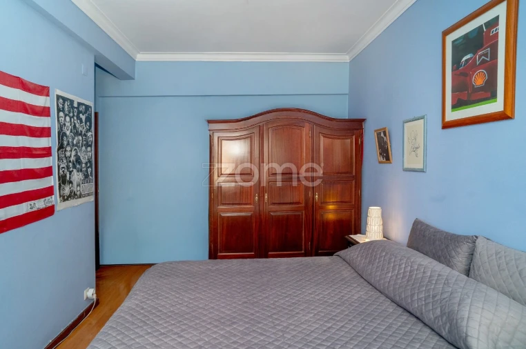 Apartamento T3 para Venda em Corroios Foto 27