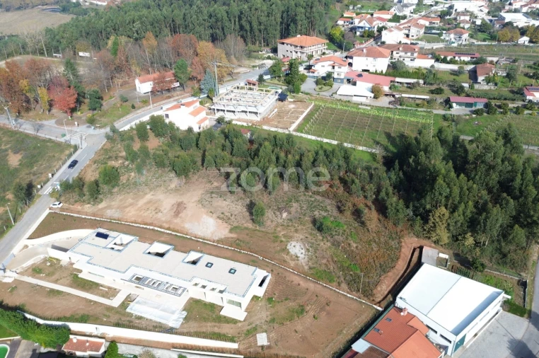Terreno para Venda em Macieira da Lixa e Caramos Foto 6