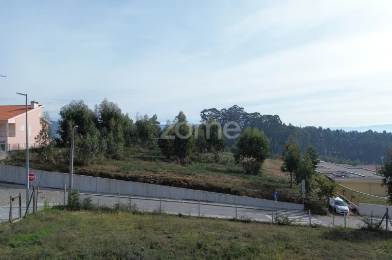 Terreno para Venda em Macieira da Lixa e Caramos Foto 12