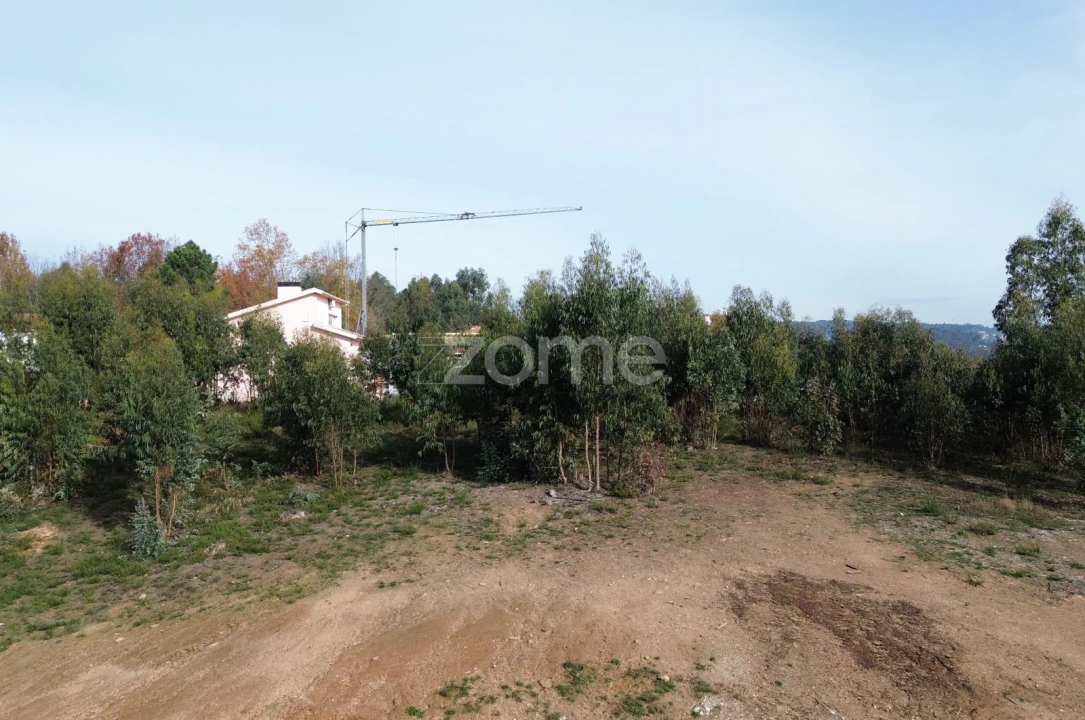 Terreno para Venda em Macieira da Lixa e Caramos Foto 9