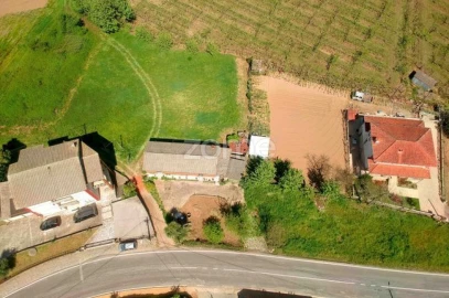 Moradia T3 para Venda em Unhão e Lordelo