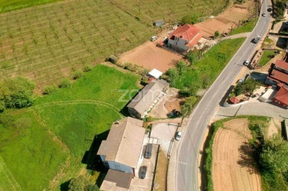Moradia T3 para Venda em Unhão e Lordelo