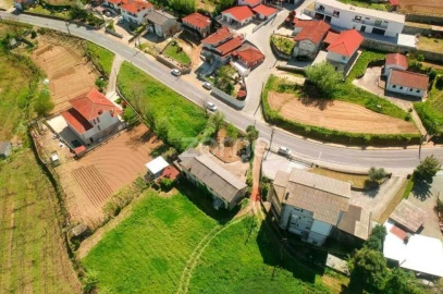 Moradia T3 para Venda em Unhão e Lordelo