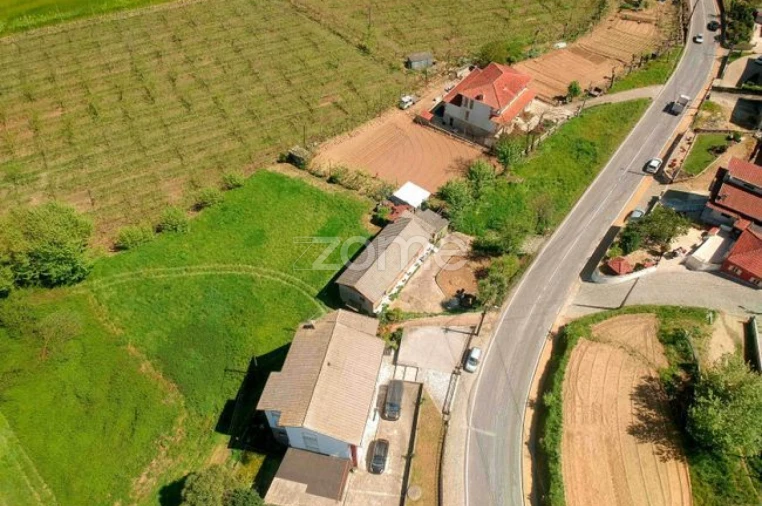 Moradia T3 para Venda em Unhão e Lordelo Foto 8