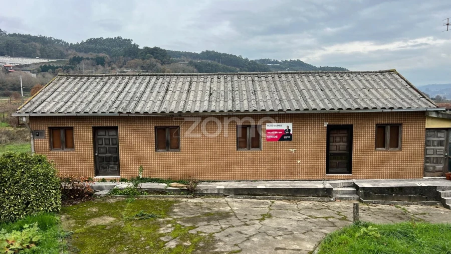 Moradia T3 para Venda em Unhão e Lordelo