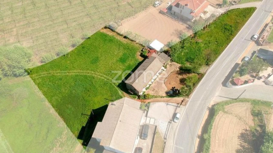 Moradia T3 para Venda em Unhão e Lordelo