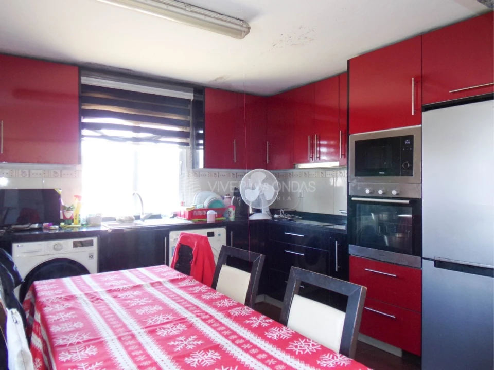 Moradia T6 para Venda em Paredes Foto 2