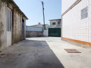 Moradia T6 para Venda em Paredes