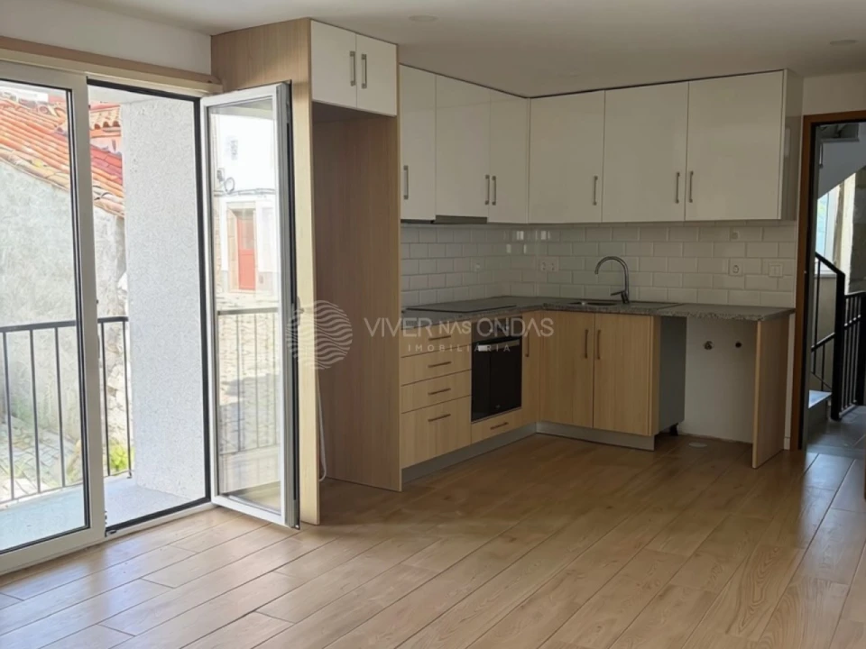 Apartamento T2 para Venda em Fundão, Valverde, Donas, A. Joanes, A. Nova Cabo Foto 2