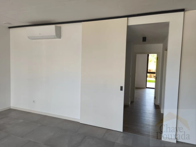 Apartamento T2 para Venda em Santo Antonio dos Olivais Foto 7