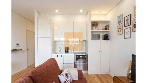 Apartamento T1 para Venda em Cedofeita, Santo Ildefonso, Sé, Miragaia, São Nicolau e Vitória