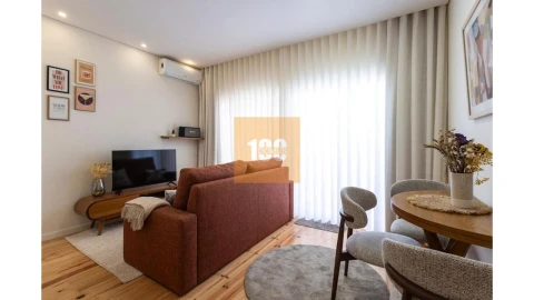 Apartamento T1 para Venda em Cedofeita, Santo Ildefonso, Sé, Miragaia, São Nicolau e Vitória