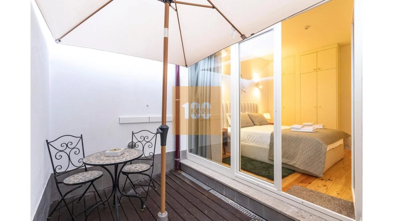 Apartamento T1 para Venda em Cedofeita, Santo Ildefonso, Sé, Miragaia, São Nicolau e Vitória Foto 16