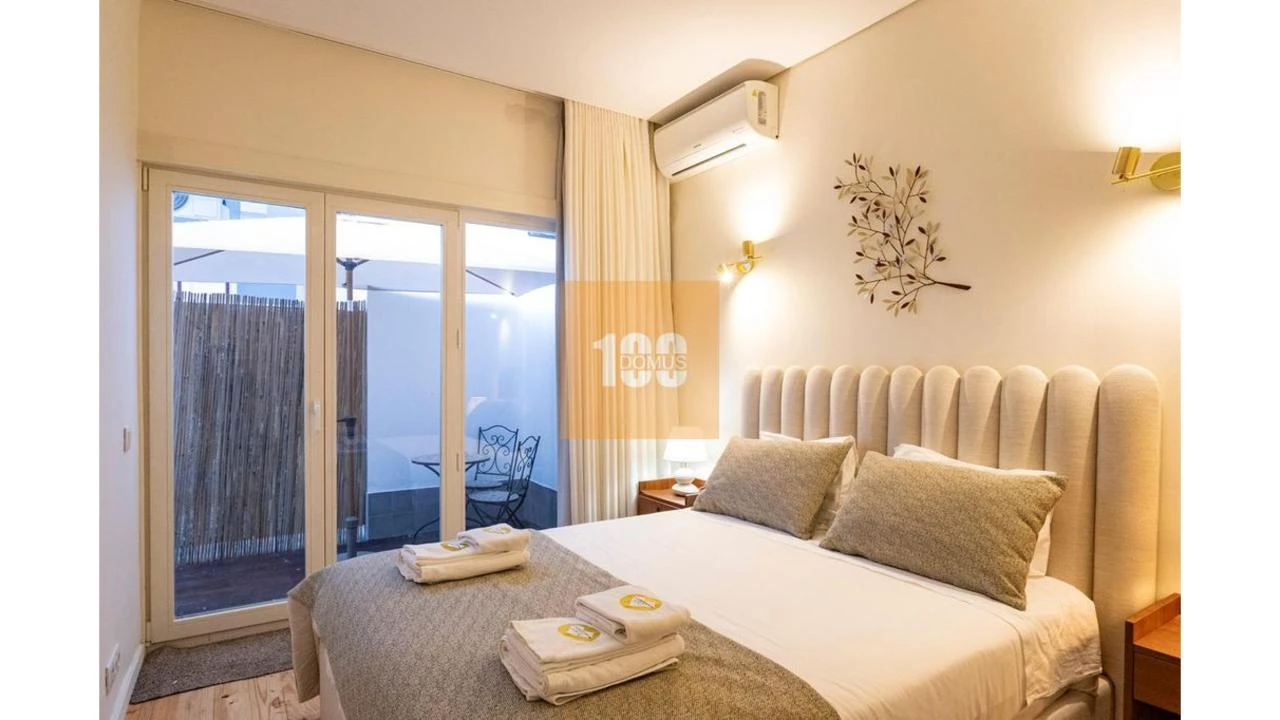 Apartamento T1 para Venda em Cedofeita, Santo Ildefonso, Sé, Miragaia, São Nicolau e Vitória Foto 22