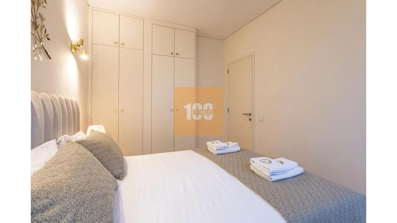 Apartamento T1 para Venda em Cedofeita, Santo Ildefonso, Sé, Miragaia, São Nicolau e Vitória Foto 23