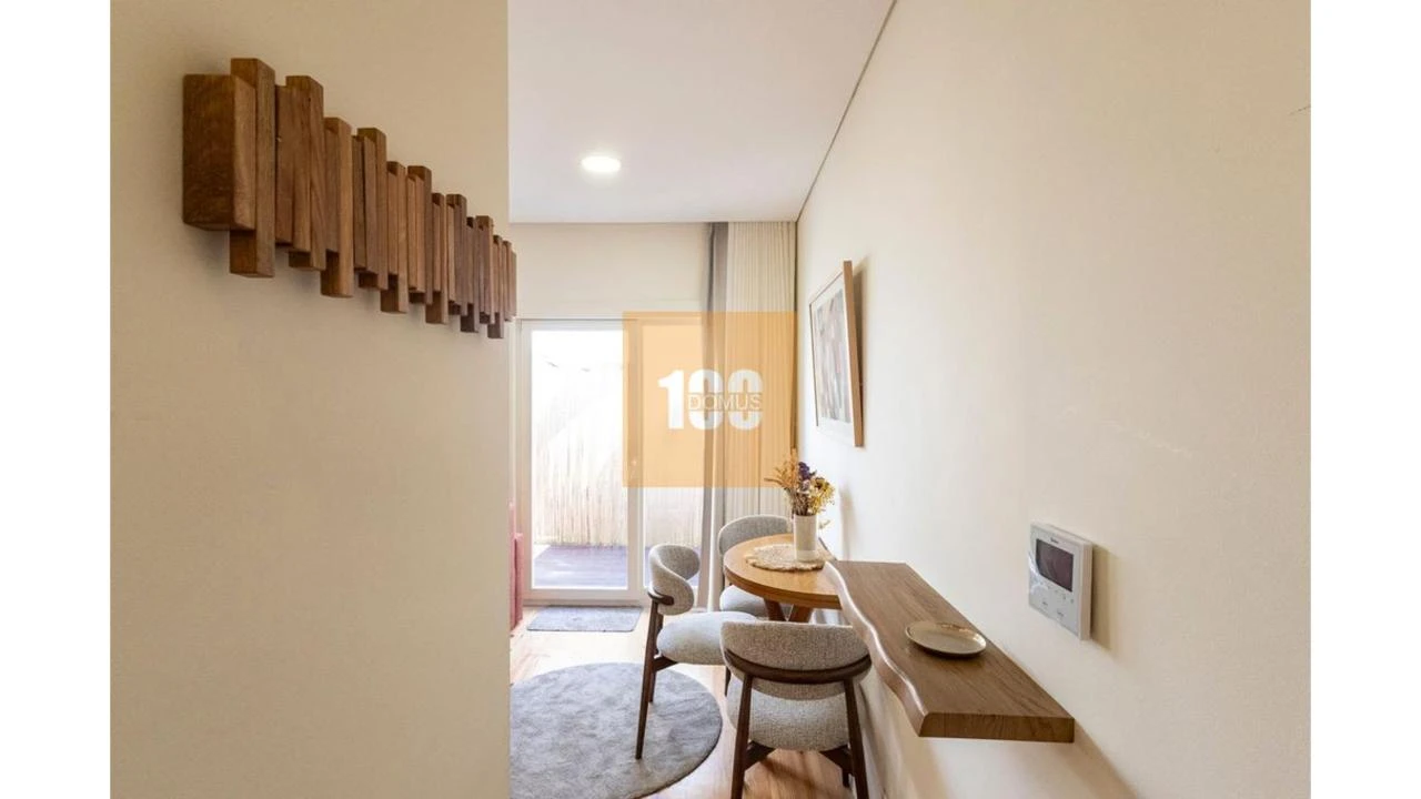 Apartamento T1 para Venda em Cedofeita, Santo Ildefonso, Sé, Miragaia, São Nicolau e Vitória Foto 15