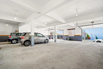 Moradia T4 para Venda em Arco da Calheta