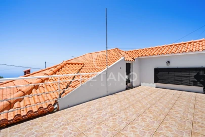 Moradia T4 para Venda em Arco da Calheta