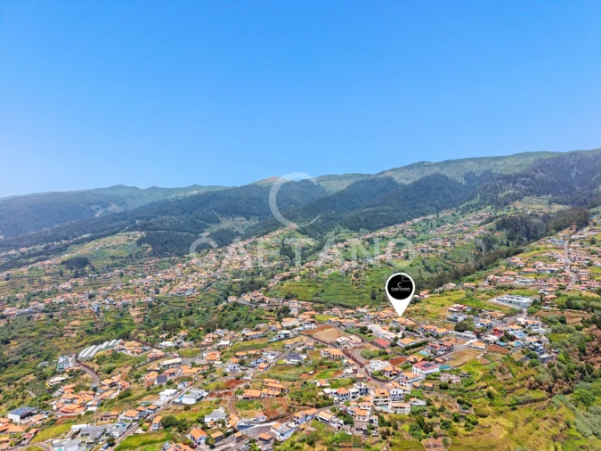 Moradia T4 para Venda em Arco da Calheta Foto 48