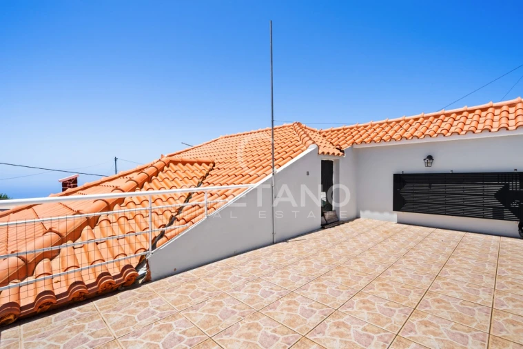 Moradia T4 para Venda em Arco da Calheta Foto 26