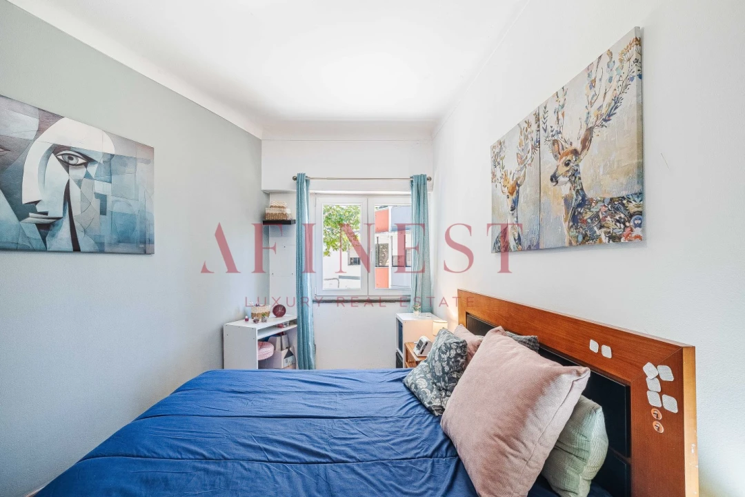 Apartamento T2 para Venda em São Domingos de Rana Foto 24