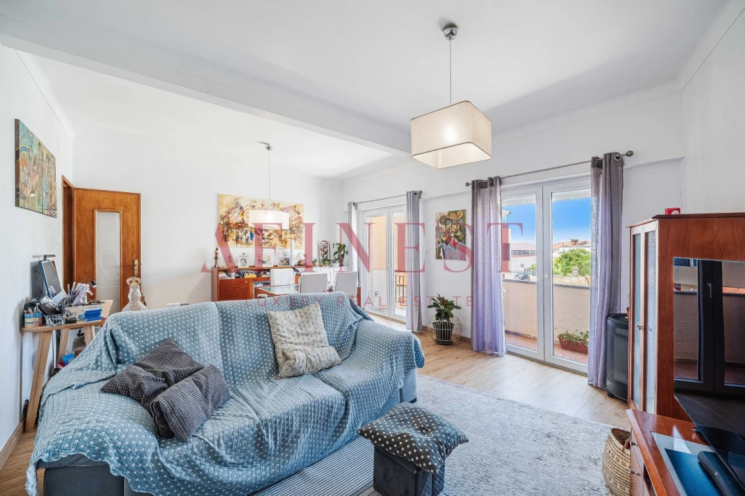 Apartamento T2 para Venda em São Domingos de Rana Foto 27