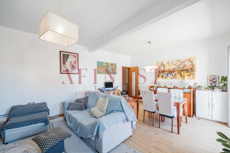 Apartamento T2 para Venda em São Domingos de Rana Foto 4