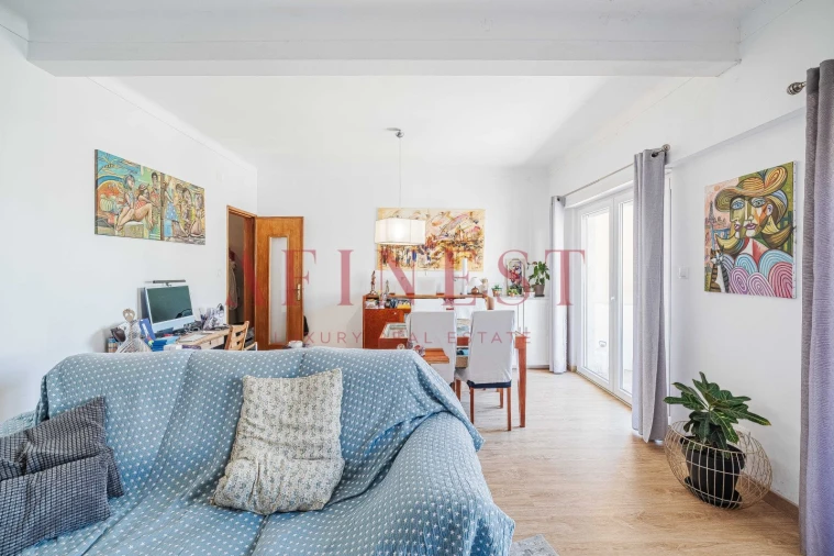 Apartamento T2 para Venda em São Domingos de Rana Foto 6