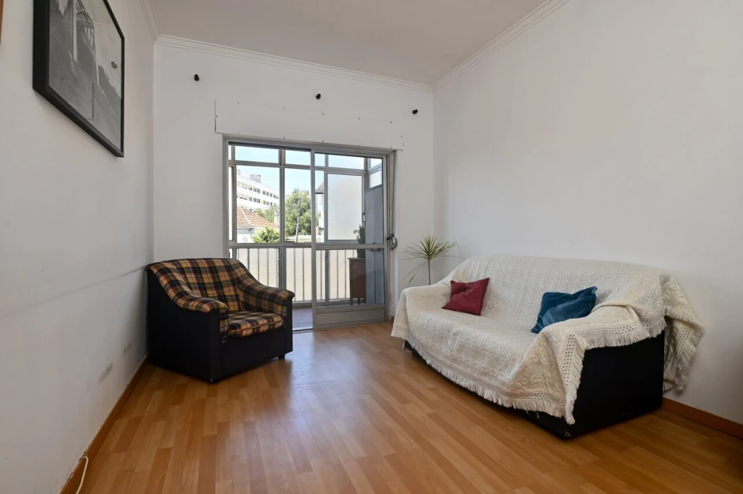 Apartamento T3 para Venda em Agualva e Mira-Sintra Foto 6